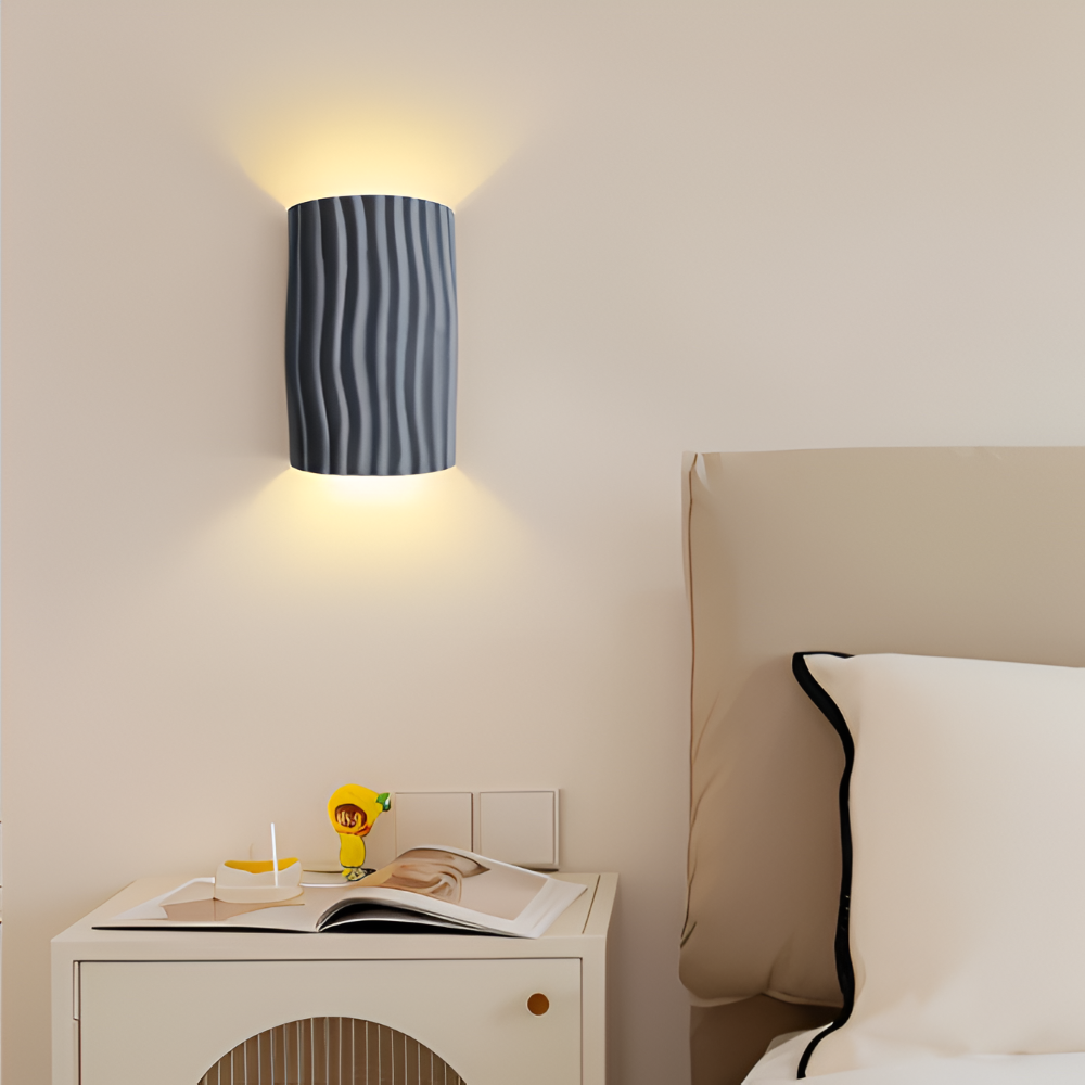 HuePleat Wandleuchte - Curvy Pleated Resin Wandlampe - Up and Down Wandleuchten Geführt