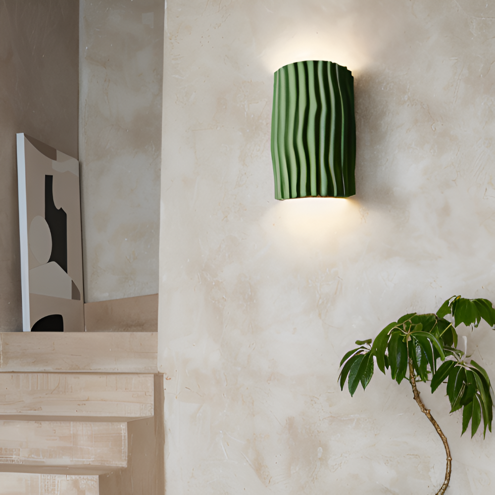 HuePleat Wandleuchte - Curvy Pleated Resin Wandlampe - Up and Down Wandleuchten Geführt