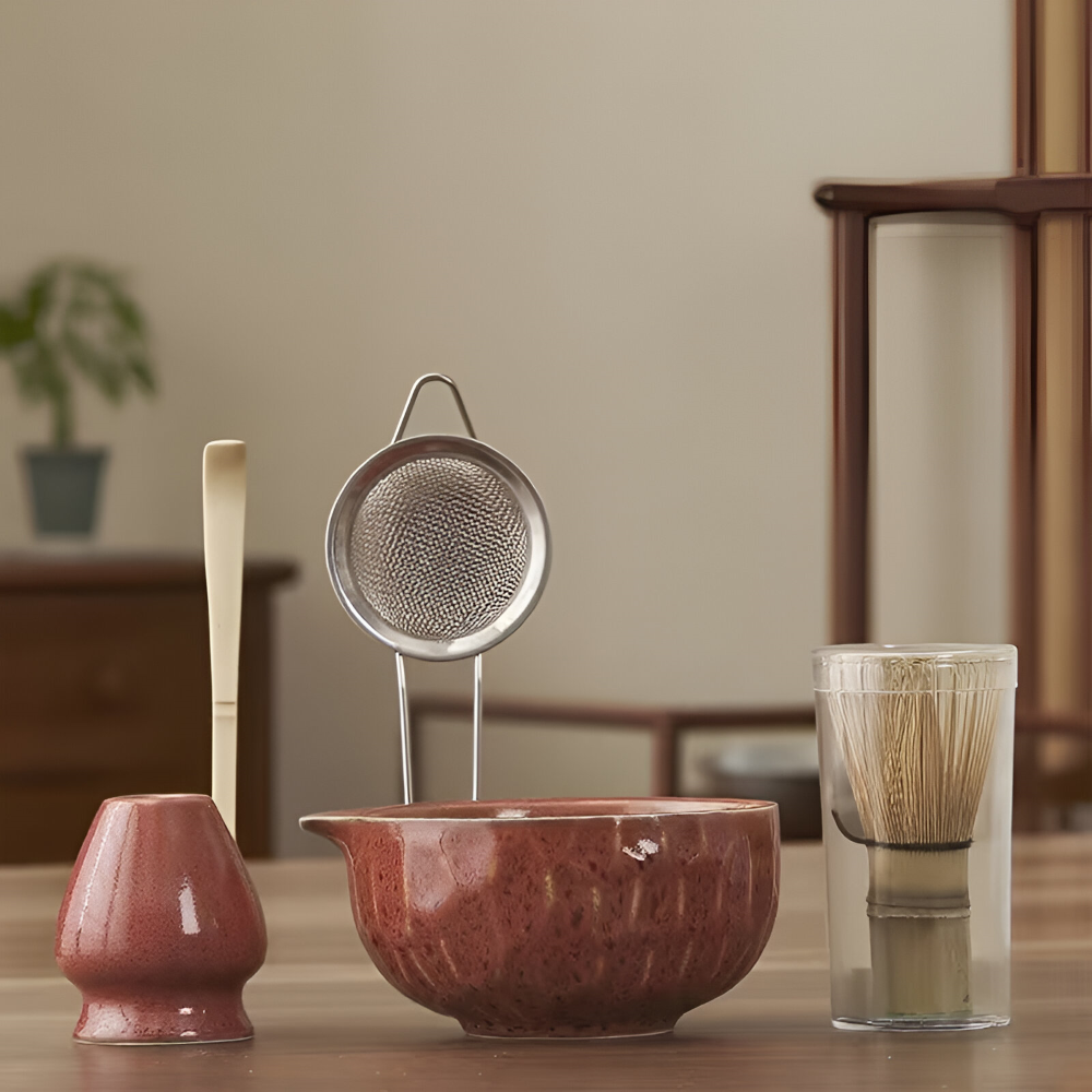 Authentisches Japanisches Tee-Set für Matcha – 5-tlg. Zubehör mit handgefertigter Keramikschale, Sieb & Bambuslöffel