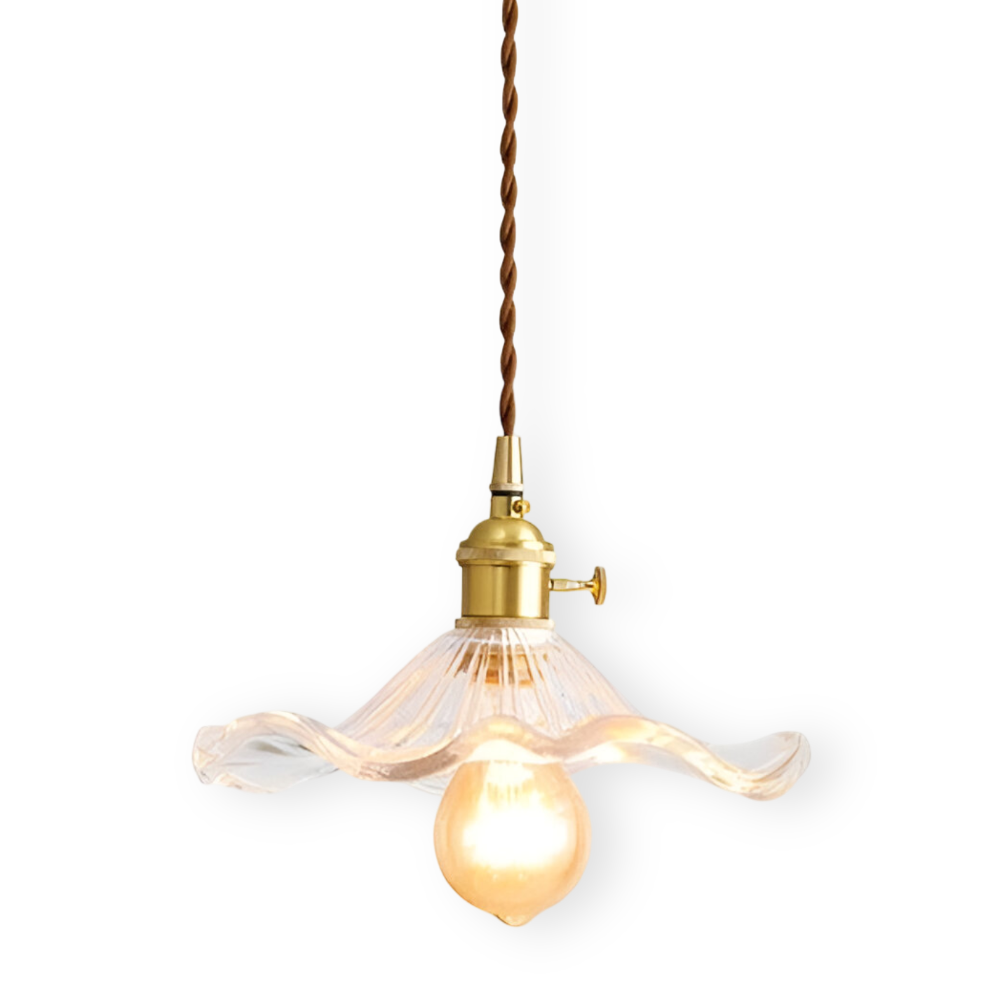 Lebendige Glas Pendelleuchte mit Kupferakzenten - Elegante Wohnkultur