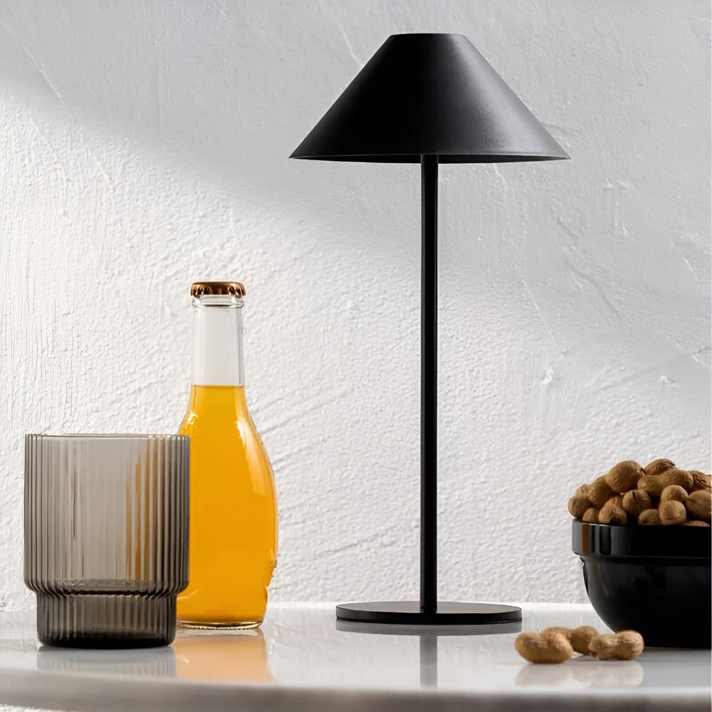 LumiLuxe - Dimmbare Nordic Cone LED-Tischleuchte mit Touch Control