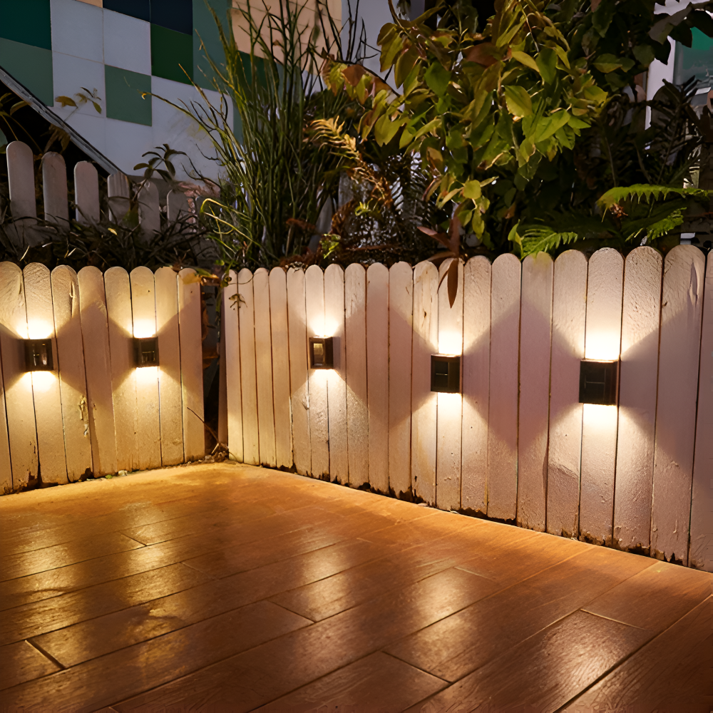 LumiSun Solar-Wandleuchte - Solarbetriebene Außenlampe mit Zwei Strahlen