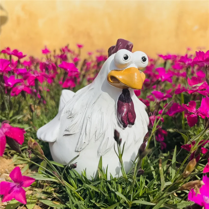 Lustige Gartenfiguren - Wetterfeste Kunstharz Hühner Skulpturen für Garten Dekoration 3