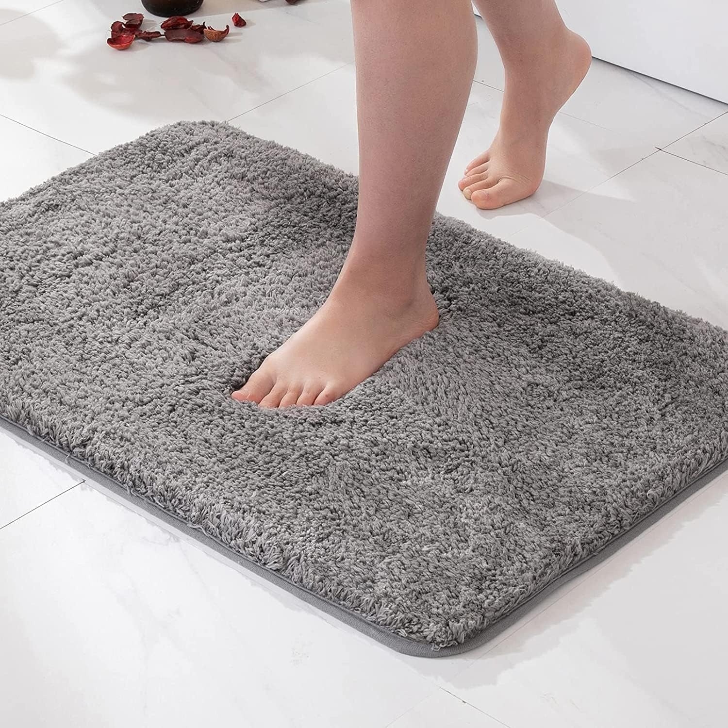 Luxuriöse Mikrofaser Badematte 50x80cm - Weich Rutschfest Schnelltrocknend für Badezimmer 1