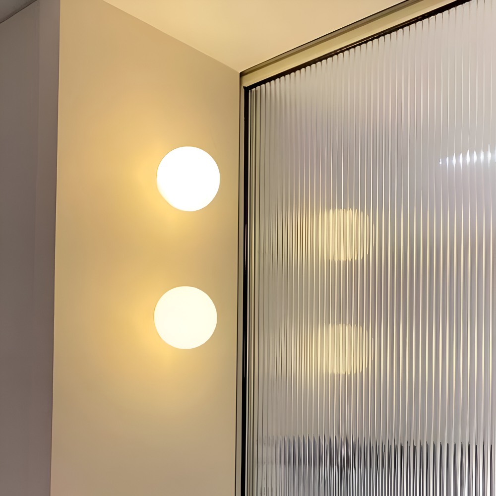 Minimalistische Runde Glas Wandleuchte - Elegante Milchweiße Innen Wandleuchte für Modernes Wohndesign