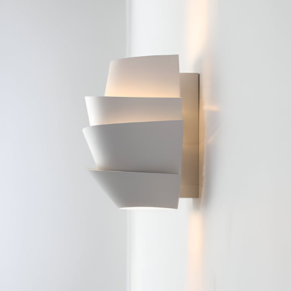 Moderne Skandinavische Wandlampe mit Doppelstrahler – Stilvolle und Funktionale Beleuchtung für Ihr Zuhause