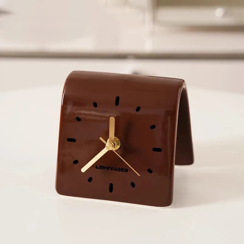 Moderne Keramik Schreibtischuhr - Mattbraun Elegantes Design für Ruhe und Stil 0