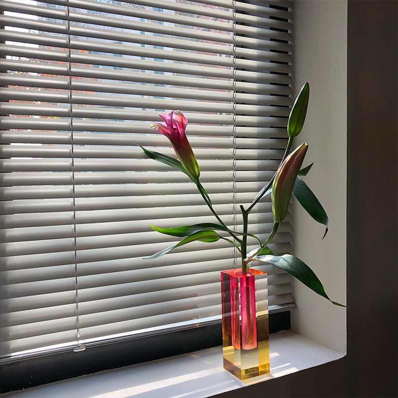 Moderne Prisma-Acrylvase - Regenbogenfarben Zylinder für Kreative Blumenarrangements 7