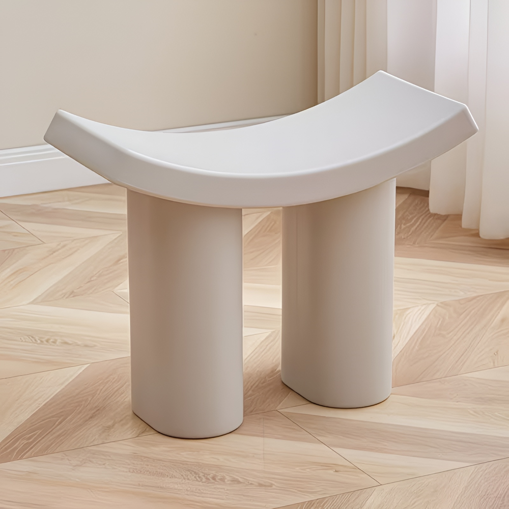 Nordic Contemporary Sitzhocker - Robuster Kunststoff in Bunt für Modernes Wohnambiente