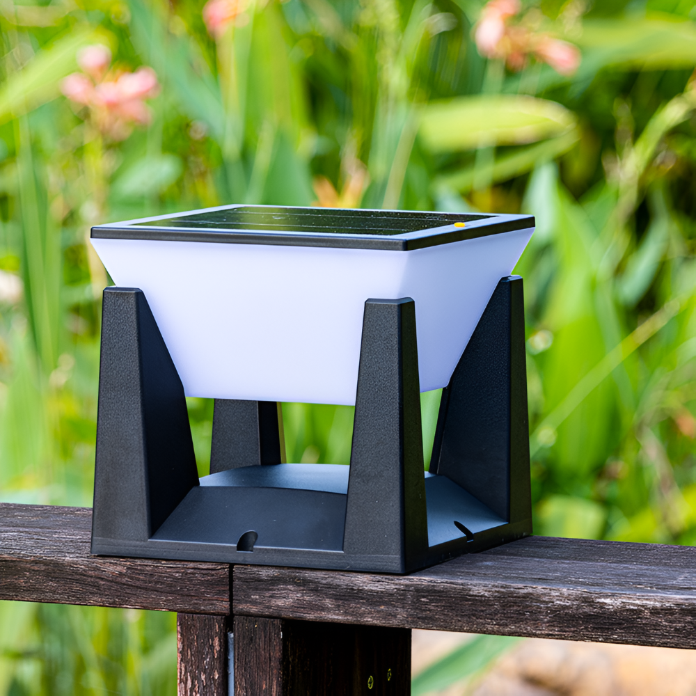 QuadreShine - Schwarze Quadratische Solarlampe Garten - Wetterfeste Gartenbeleuchtung