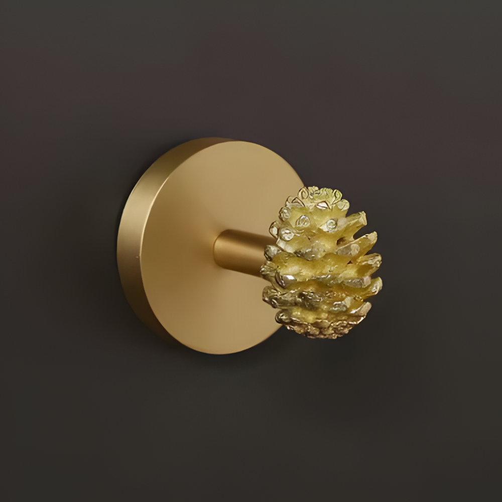 Rustikale Kleiderhaken mit Tiermotiven – dekorative Wandhaken aus Messing mit Golddetails