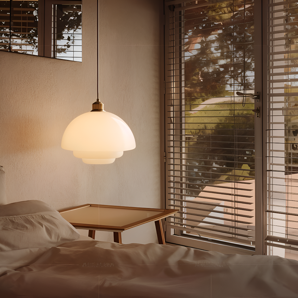 Scandinavian Dream - Nordische Pendelleuchte aus Milchglas mit Schichten