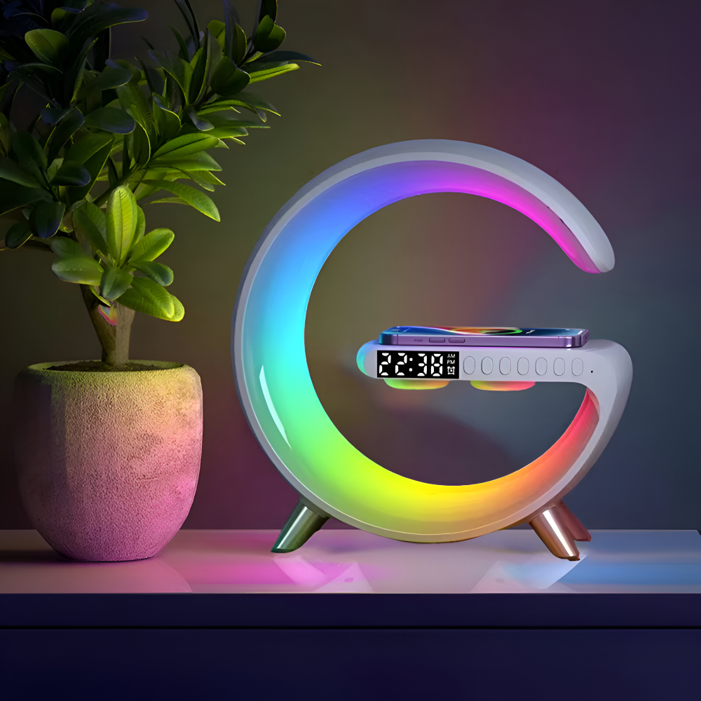 SmartiShine - Stylisches G-förmiges Nachtlicht - Multifunktionale Kabellose Ladestation mit Uhr