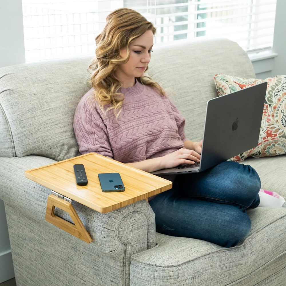 Sofa Armlehnentablett aus Bambus – Clip-On Ablagetisch für Couch, Sessel & Wohnzimmer