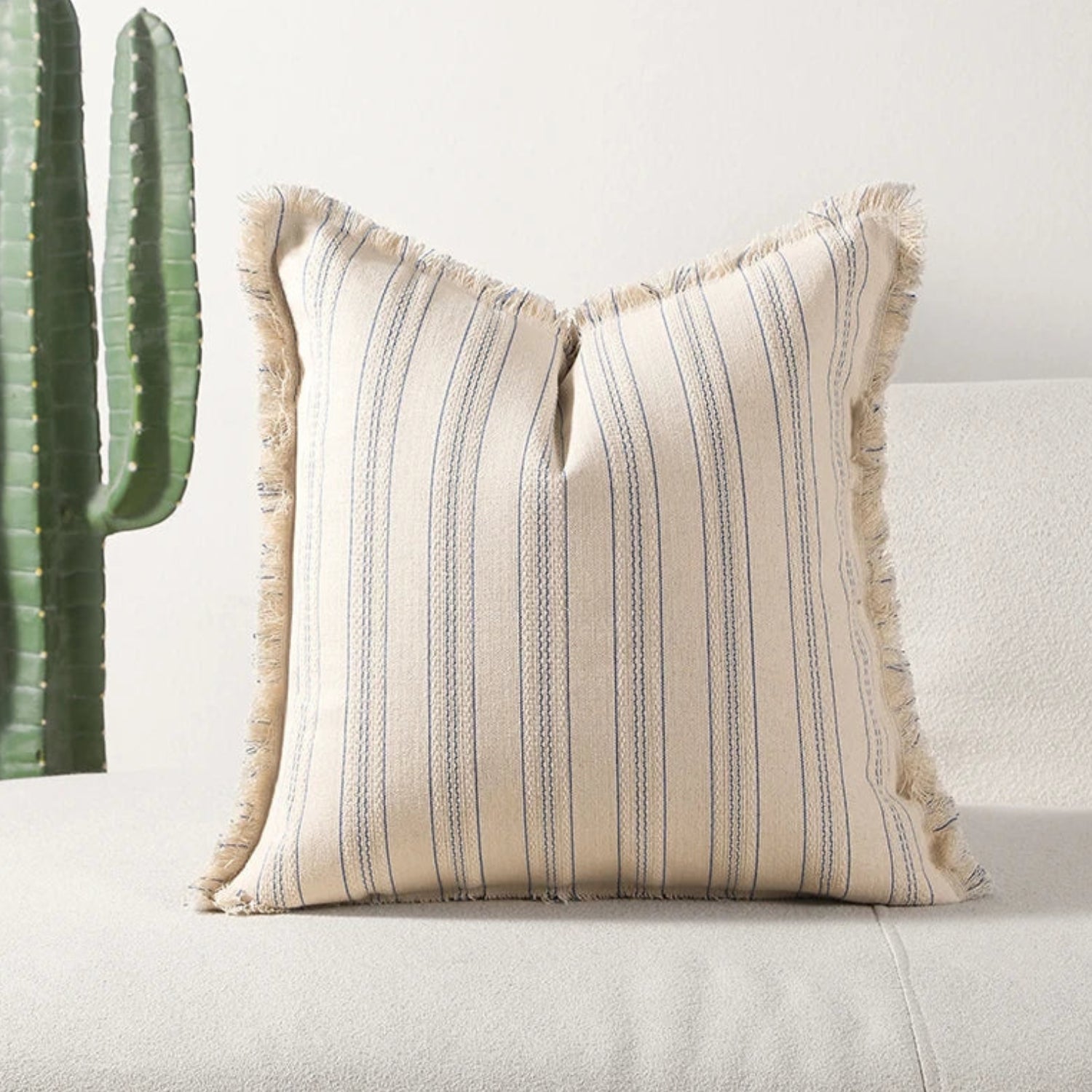 Sofi Kissenbezug | Jacquard mit Fransen, Skandinavisches Design 1