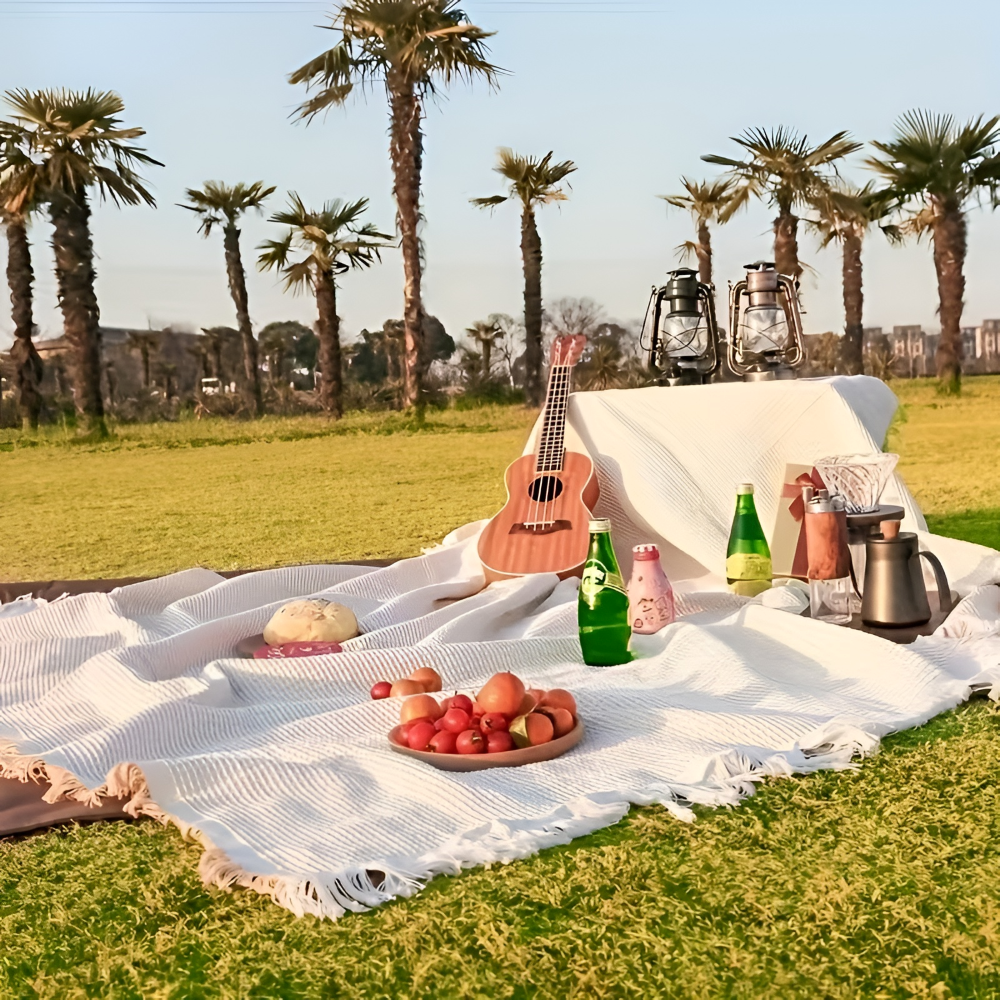 Stylische Picknickdecke 180x180 cm - Wasserdicht & Faltbar - Outdoor Strandmatte & Campingdecke