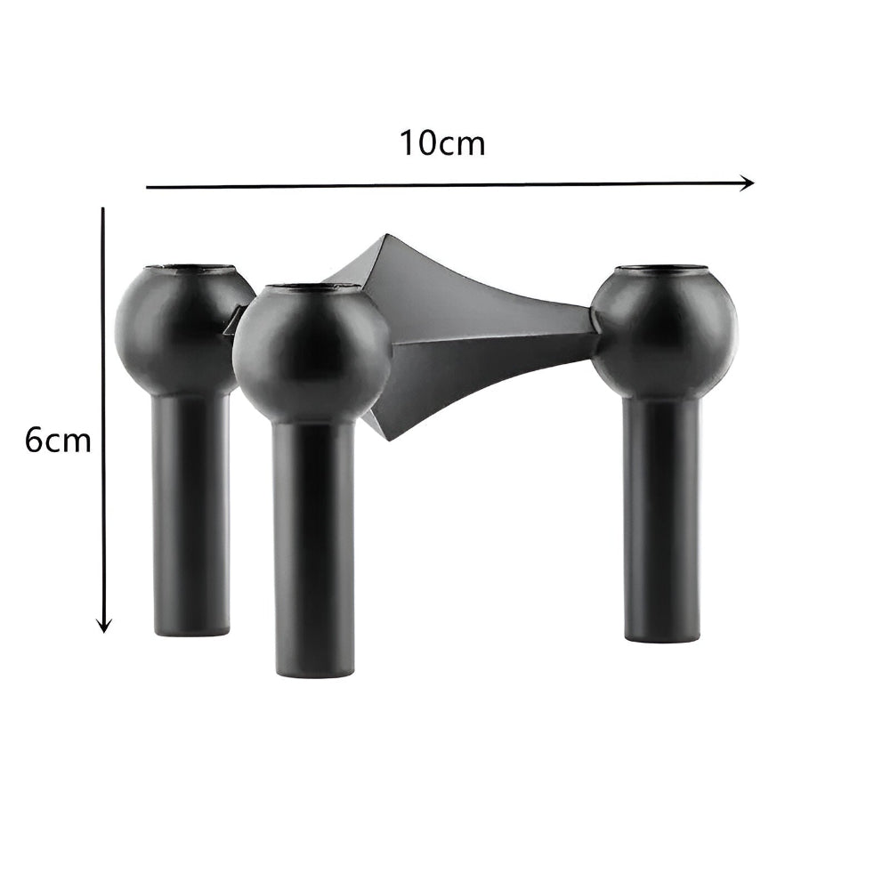 Stilvolle Silberne Kerzenhalter aus Metall - Skandinavischer Design Kerzenhalter für Zeitgenössische Innenräume