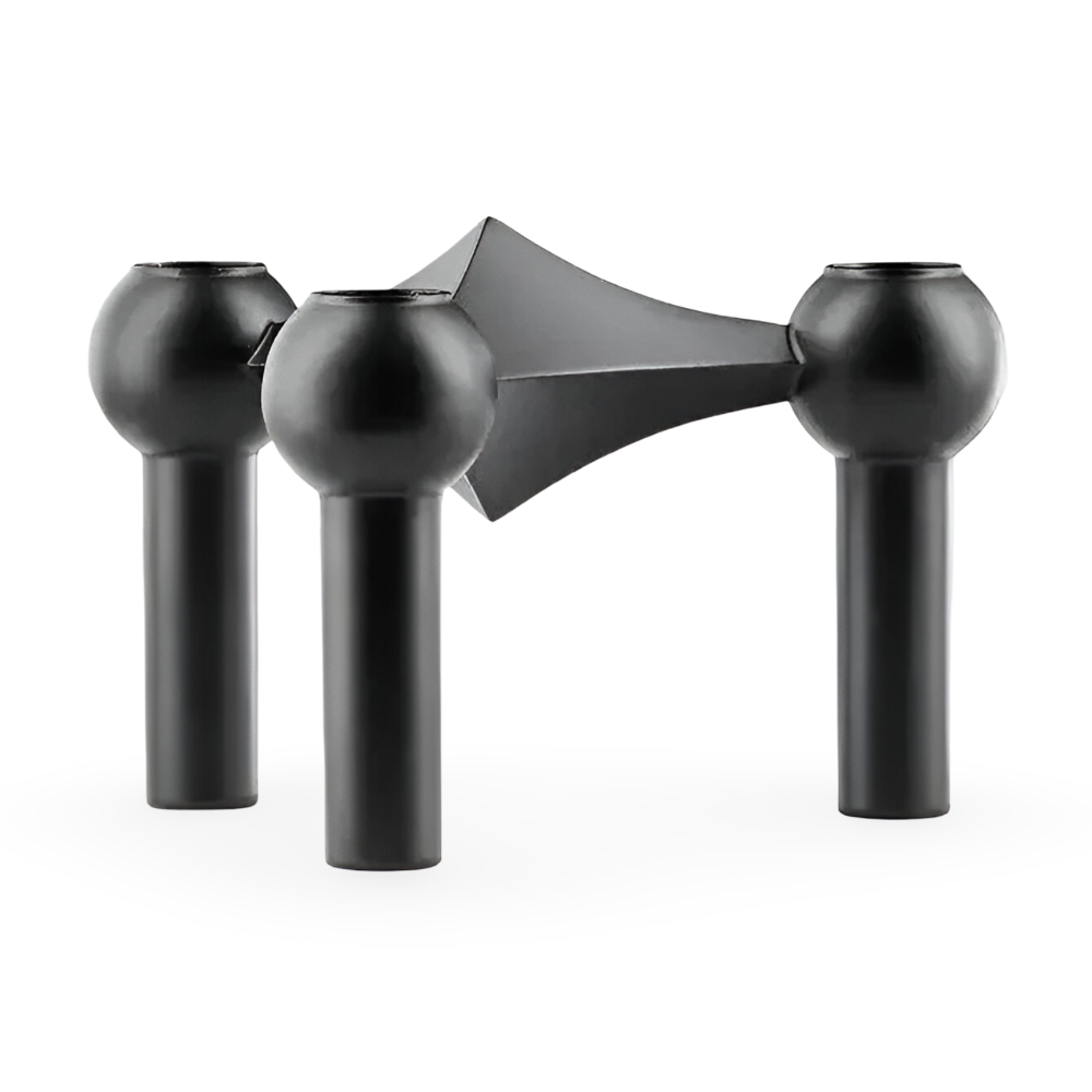 Stilvolle Silberne Kerzenhalter aus Metall - Skandinavischer Design Kerzenhalter für Zeitgenössische Innenräume