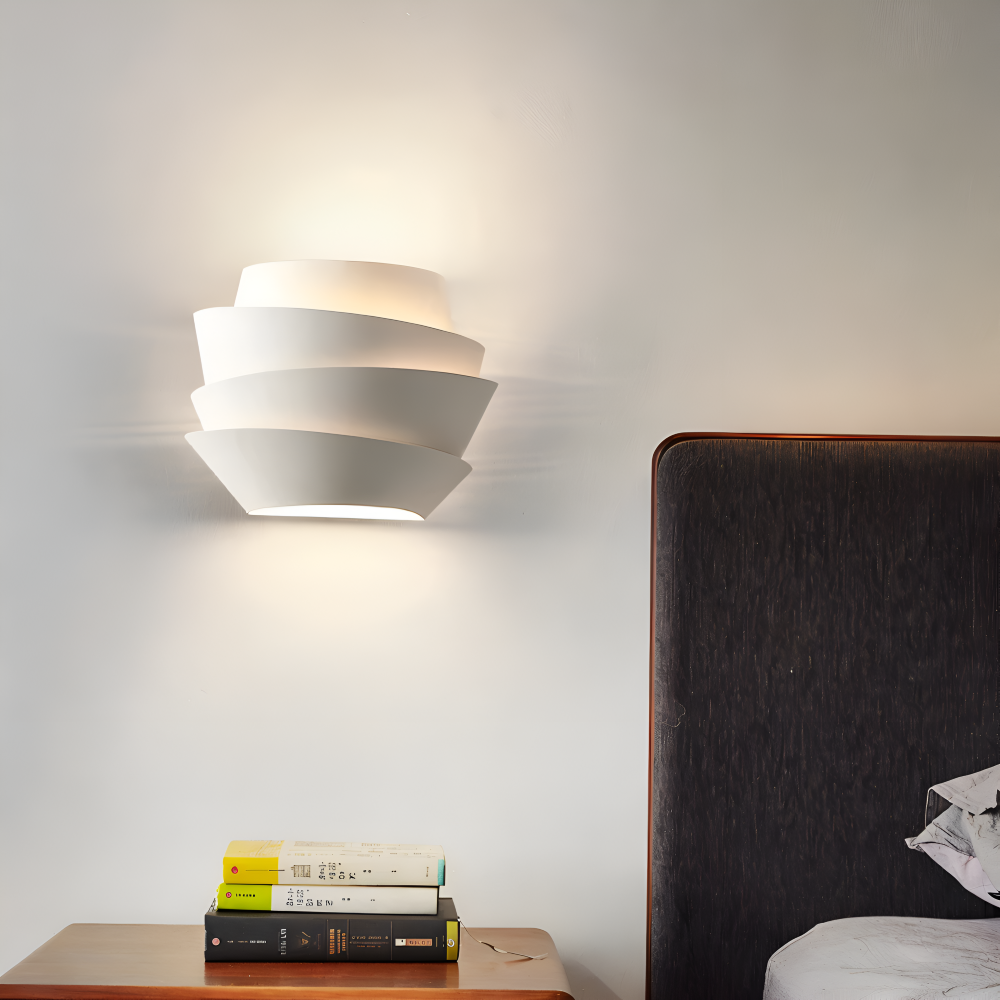 UniqGleam Wandleuchte - Geometrische Wandlampe aus Metall - Dekorative Wandleuchten LED Indoor