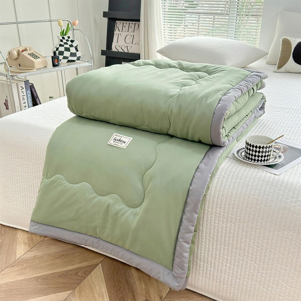 Kühlende Sommerdecke – Leichte atmungsaktive Bettdecke für Schlafzimmer, Sofa & Wohnheim
