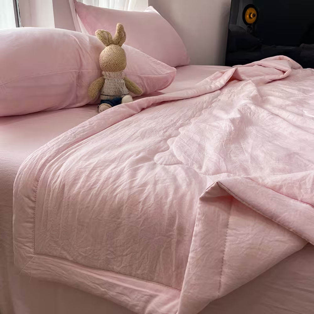 Lina Leichte Sommerdecke – Atmungsaktive Kühldecke für warme Nächte, Bett & Sofa