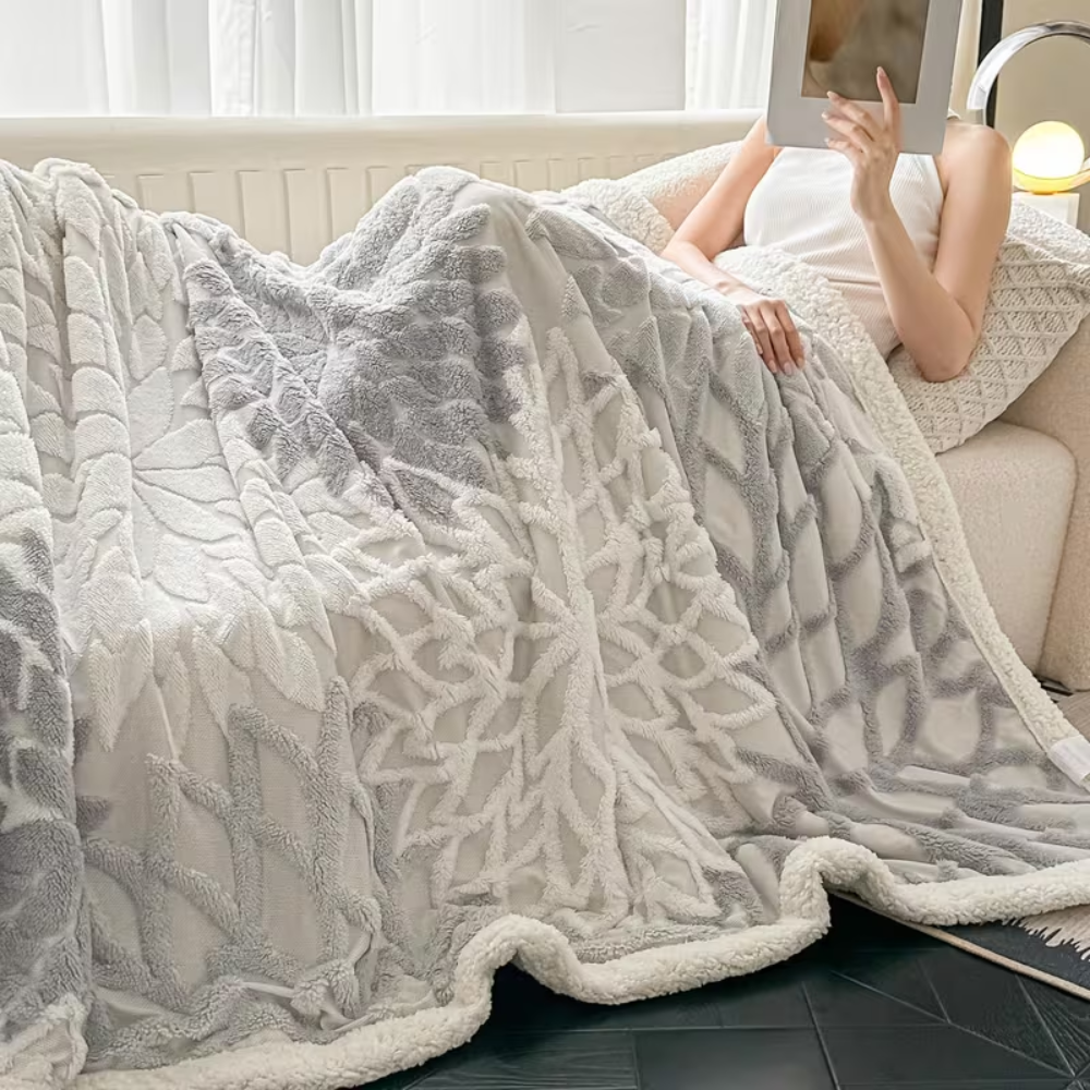 Jacquard-Fleece-Plaid mit Blumenmuster 100x150 bis 200x230 cm – Dicke Wohndecke für Sofa und Bett