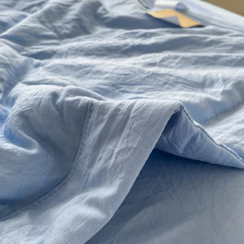 Lina Leichte Sommerdecke – Atmungsaktive Kühldecke für warme Nächte, Bett & Sofa