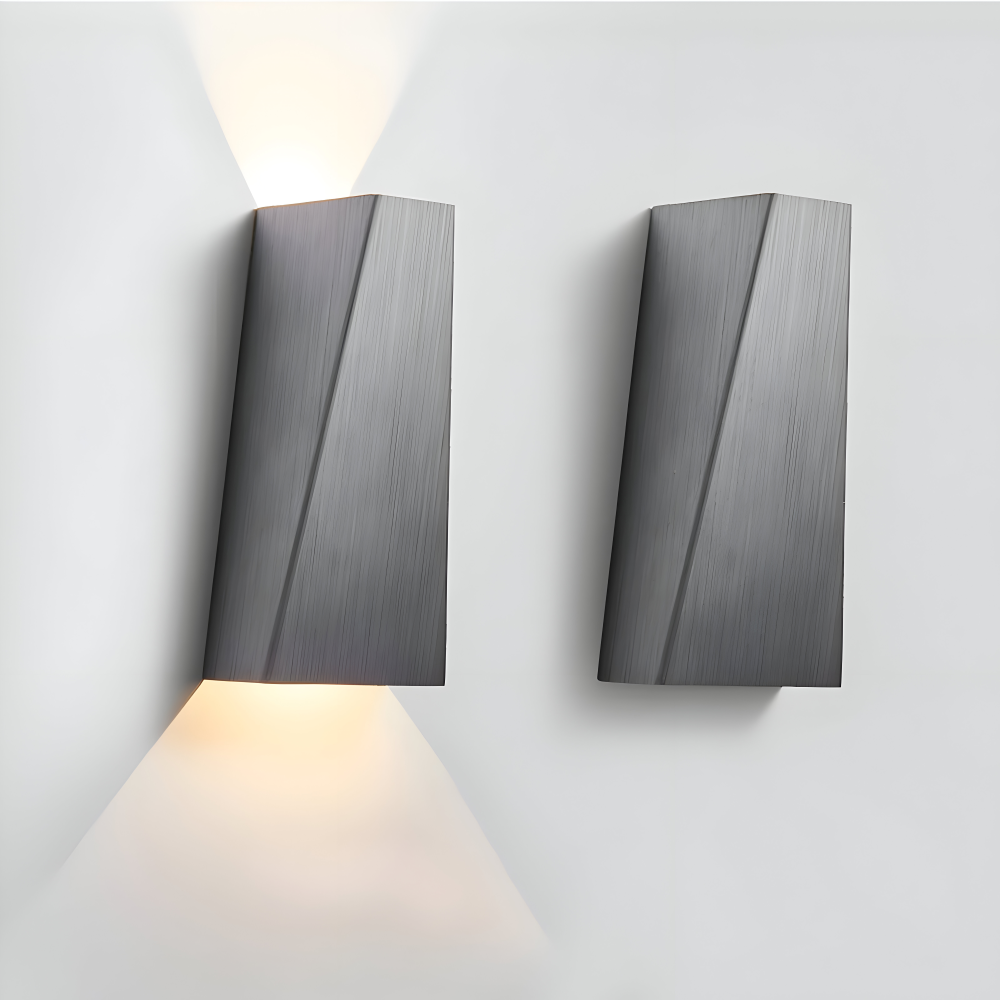 AlumiRay Wandleuchte - Minimalistische Trapezförmige Wandlampe - Up and Down Wall Lights LED
