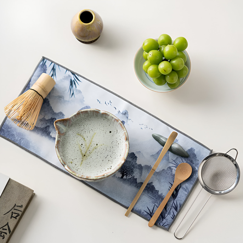 Artisan Matcha Set 8-teilig – Handgefertigte Keramik Schale (550ml), Bambusbesen & Sieb – Japanische Teezeremonie Geschenkset