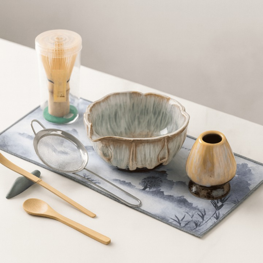 Artisan Matcha Set 8-teilig – Handgefertigte Keramik Schale (550ml), Bambusbesen & Sieb – Japanische Teezeremonie Geschenkset