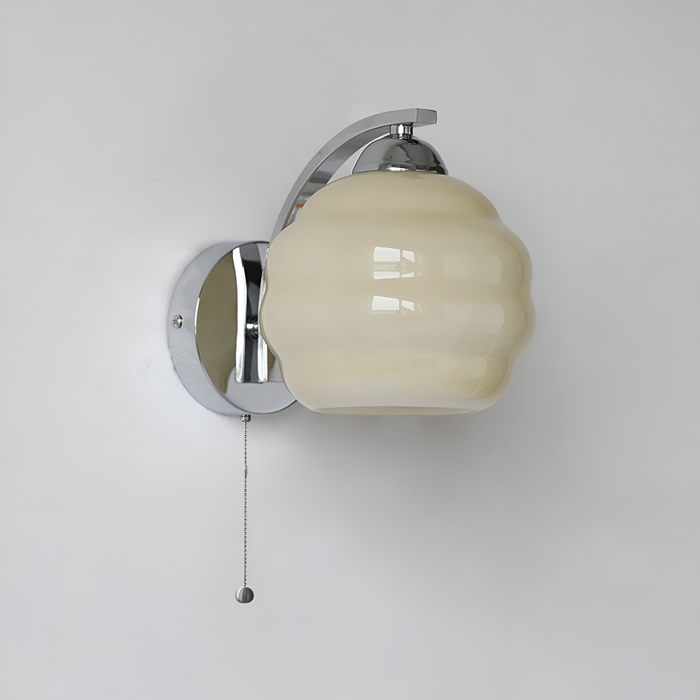Künstlerische Milchweiße Wandleuchte für stilvolle Wohnbeleuchtung