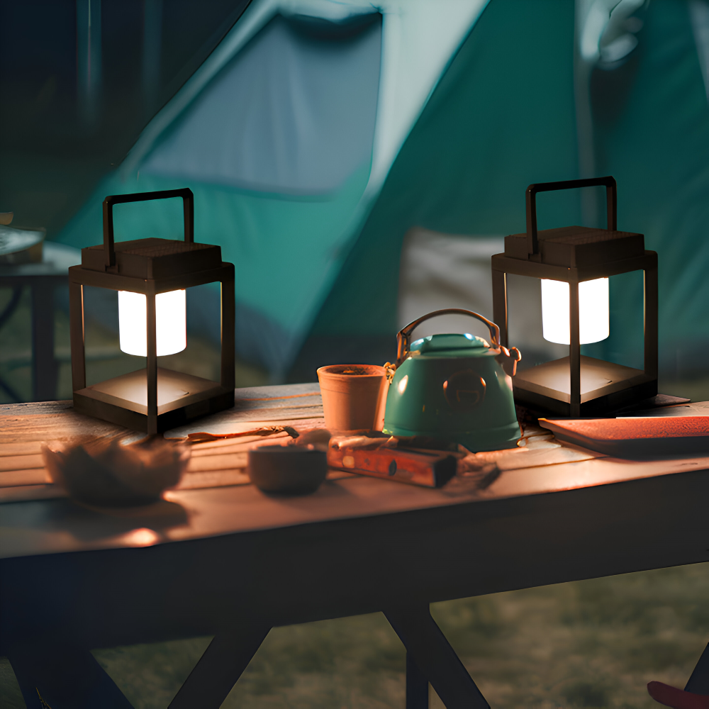 BlackQuad Laterne - Solar & USB Wiederaufladbare Gartenbeleuchtung - Tragbare Solarlampe Garten