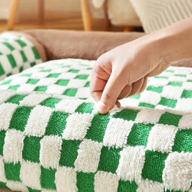 Caro Haustierbett für Kleine und Mittelgroße Tiere | Weiches Fleece mit Schachbrettmuster 7