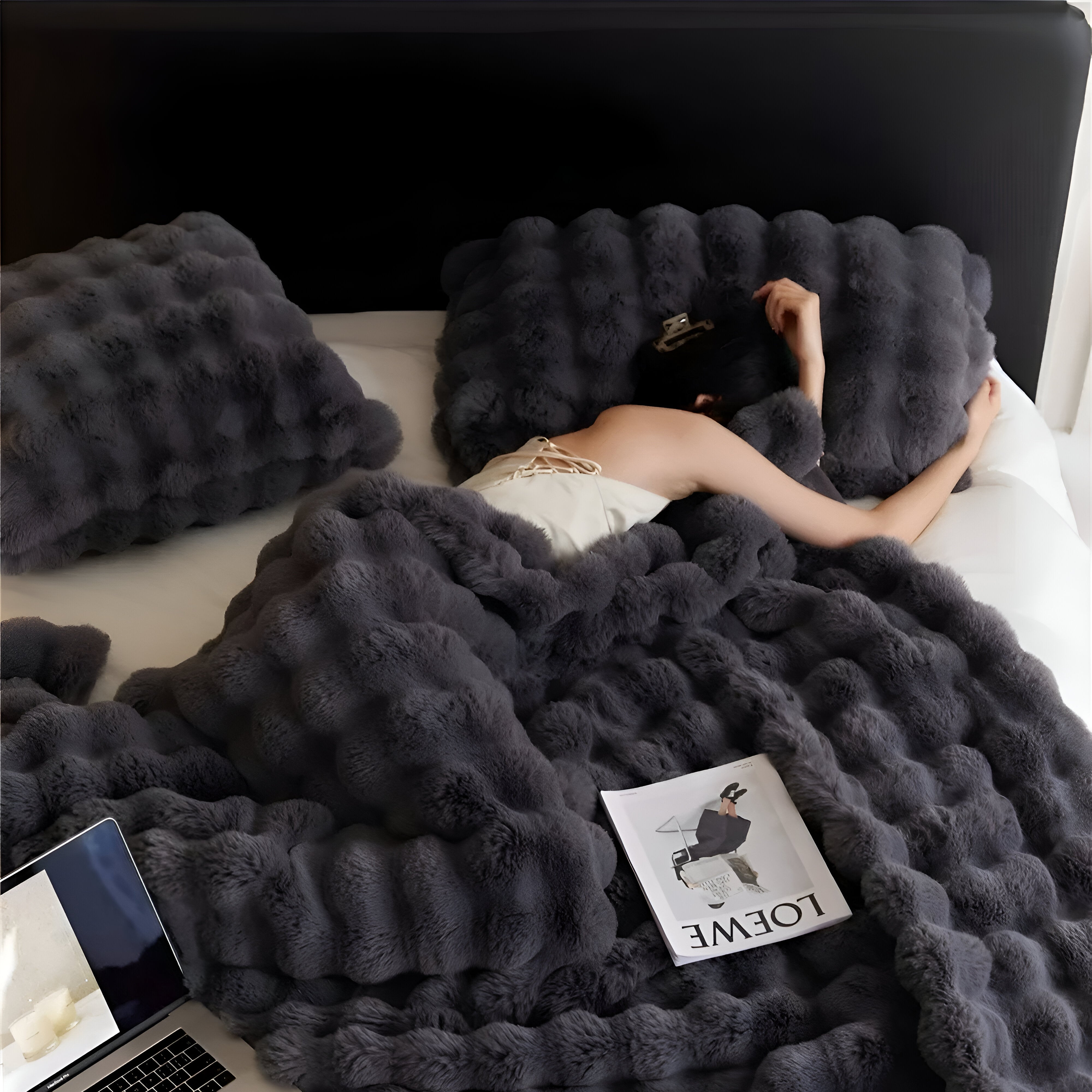 Karierte Kuscheldecke - super weich und kuschelig, der ultimative Entspannungsbegleiter.