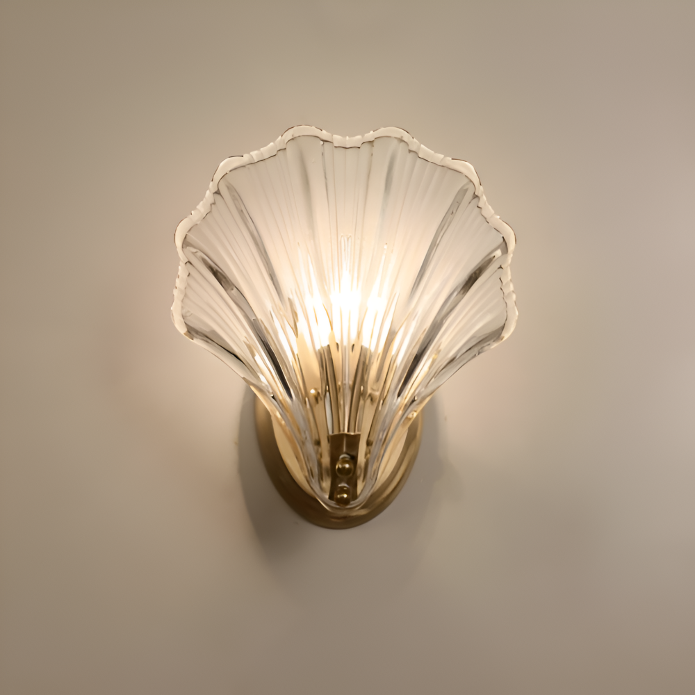 ChicShell - Minimalistische Glasschalen-Wandleuchte mit Druckknopfschalter