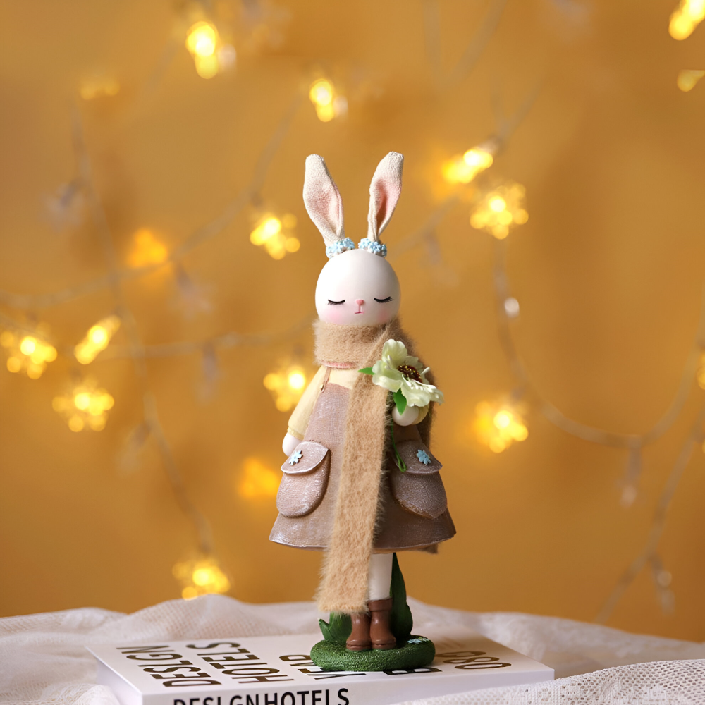 ConeyChic Osterdeko - Elegante Hasenfigur aus Harz - Easter Ornaments
