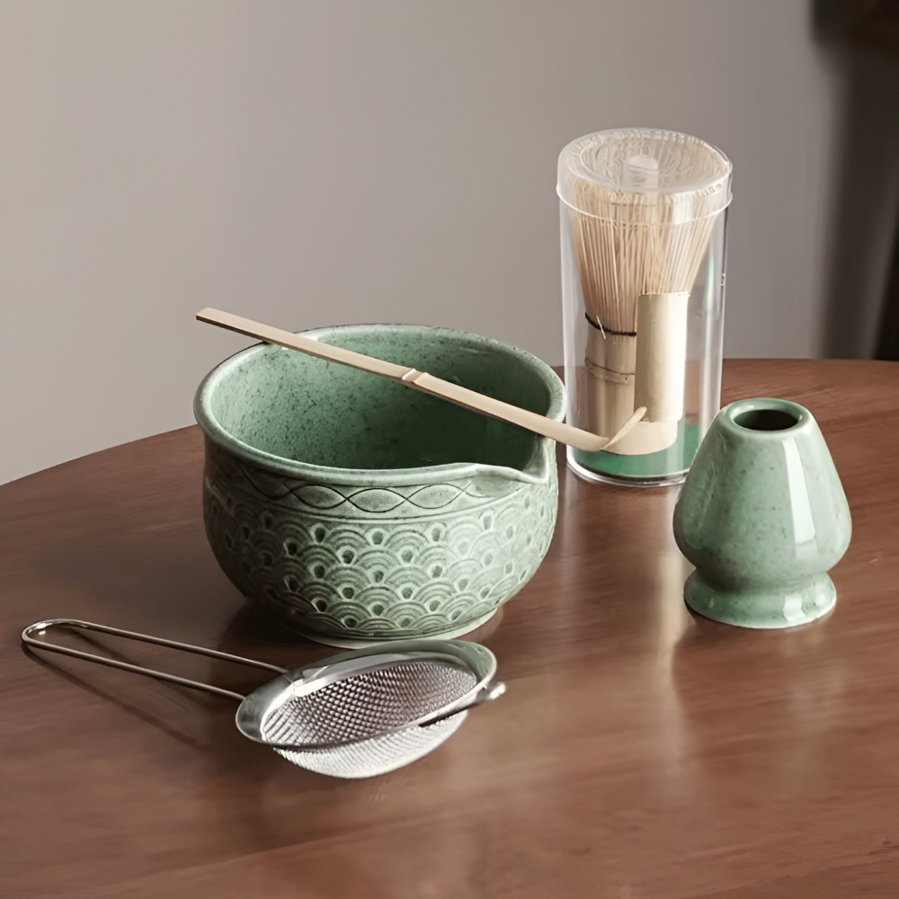 Elegantes Matcha Tee Set Grün - Japanisches Teezeremonie Set aus Keramik & Bambus – Matcha Schale (500ml), Besen & Sieb, 5/6-teilig