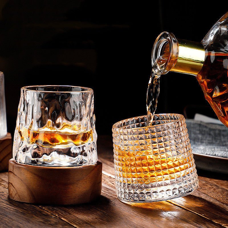 Elegante Drehende Whiskeygläser - Hochwertiges Bleifreies Kristallglas für Stilvolle Genussmomente 2