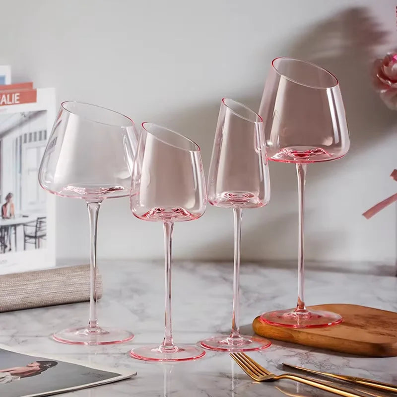 Elegantes 2er Set Rosa Kristall-Weingläser - Handgeblasen mit Kreativem Design für Festliche Anlässe 4