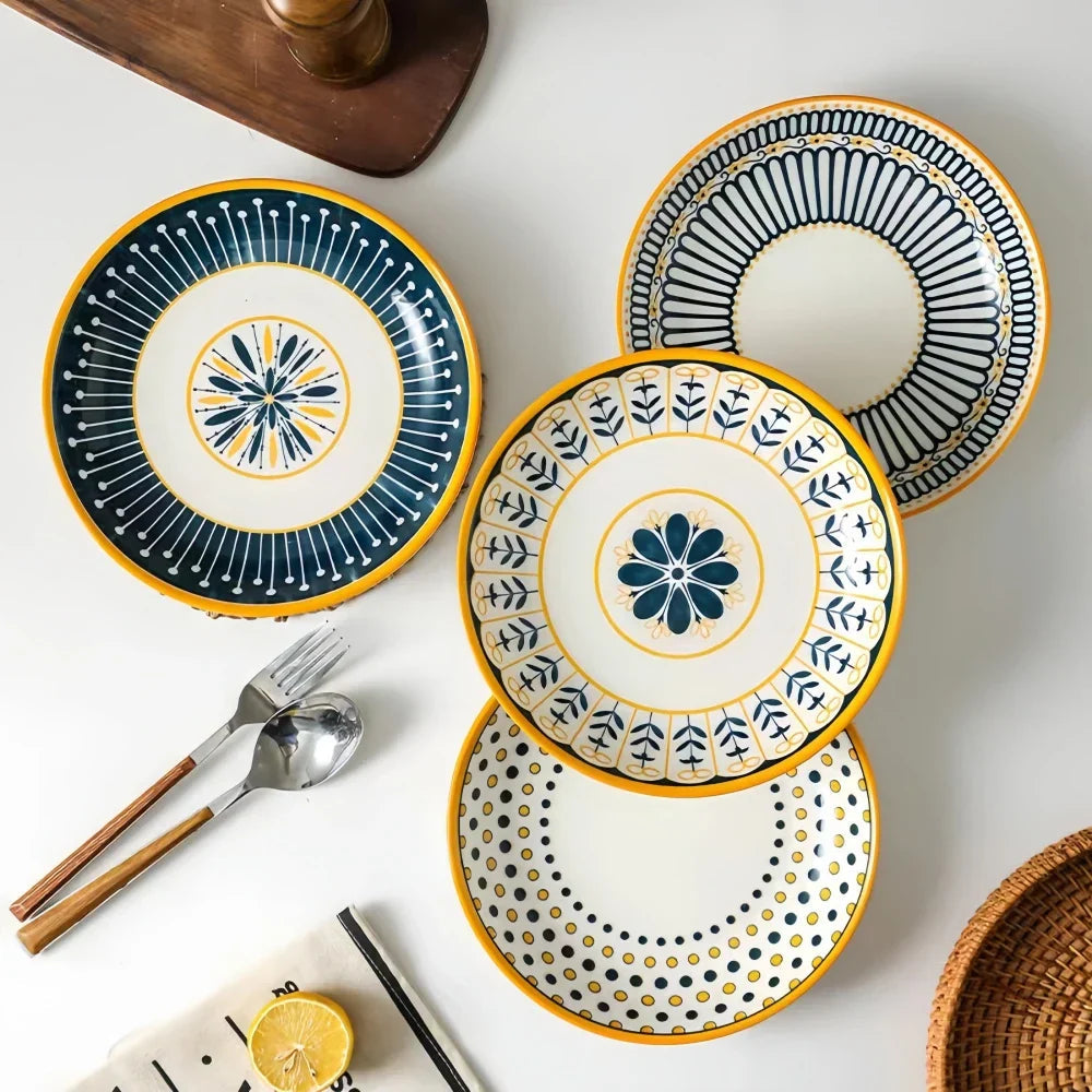 Elegantes Handbemaltes Tellerset - 4er-Set Porzellan in Marineblau mit Golddetails 2