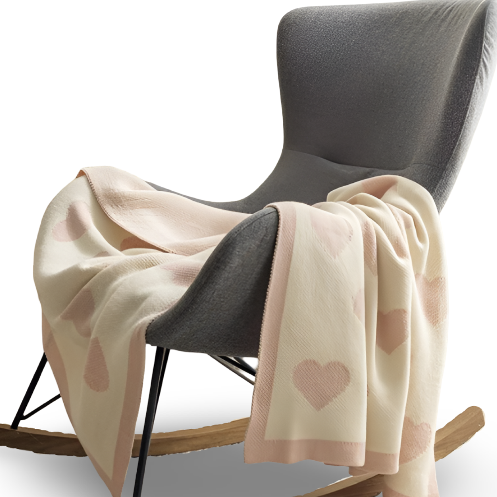 HeartiKnit Plaid - Stilvolle Fleecedecke mit Herzmuster