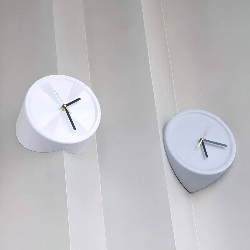 Minimalistische Eckwanduhr 30 cm – Lautlos, Modern für Schlafzimmer & Wohnzimmer