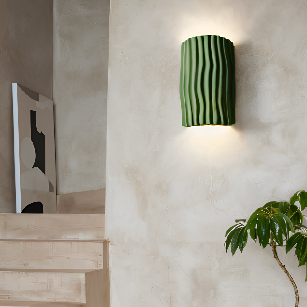 HuePleat Wandleuchte - Curvy Pleated Resin Wandlampe - Up and Down Wandleuchten Geführt