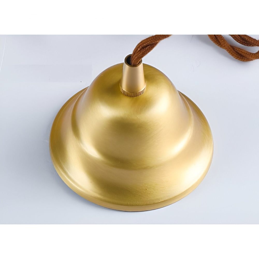 Lebendige Glas Pendelleuchte mit Kupferakzenten - Elegante Wohnkultur