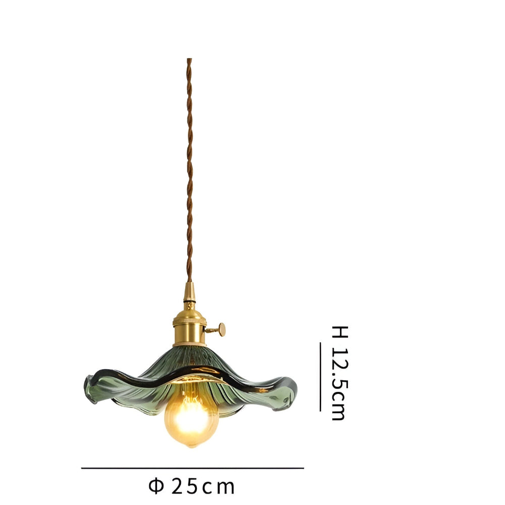 Lebendige Glas Pendelleuchte mit Kupferakzenten - Elegante Wohnkultur