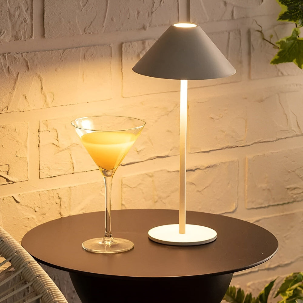 LumiLuxe - Dimmbare Nordic Cone LED-Tischleuchte mit Touch Control