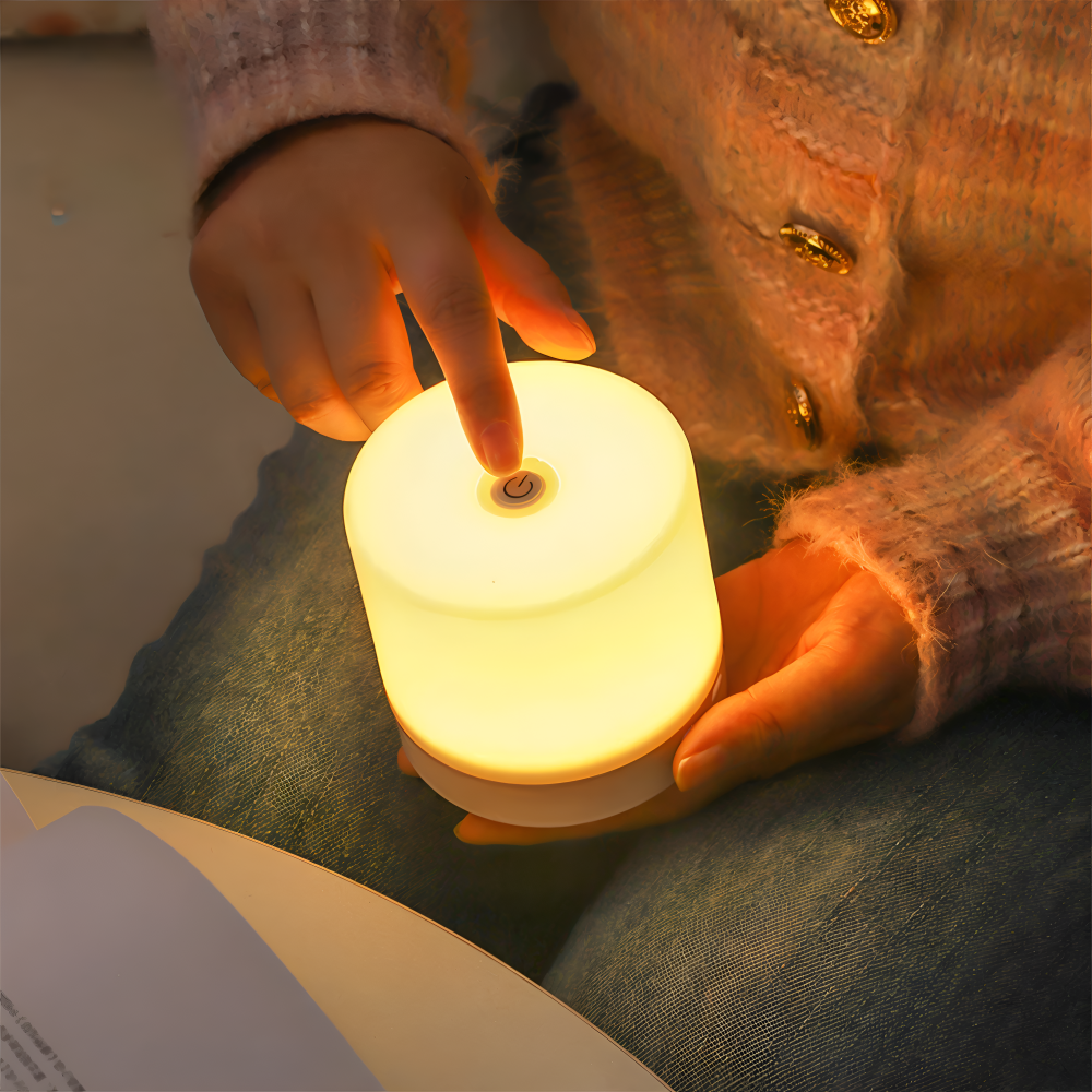 LuminoTap - USB Betriebenes Zylindrisches Mini Nachtlicht - Lampe mit Touch Dimmer