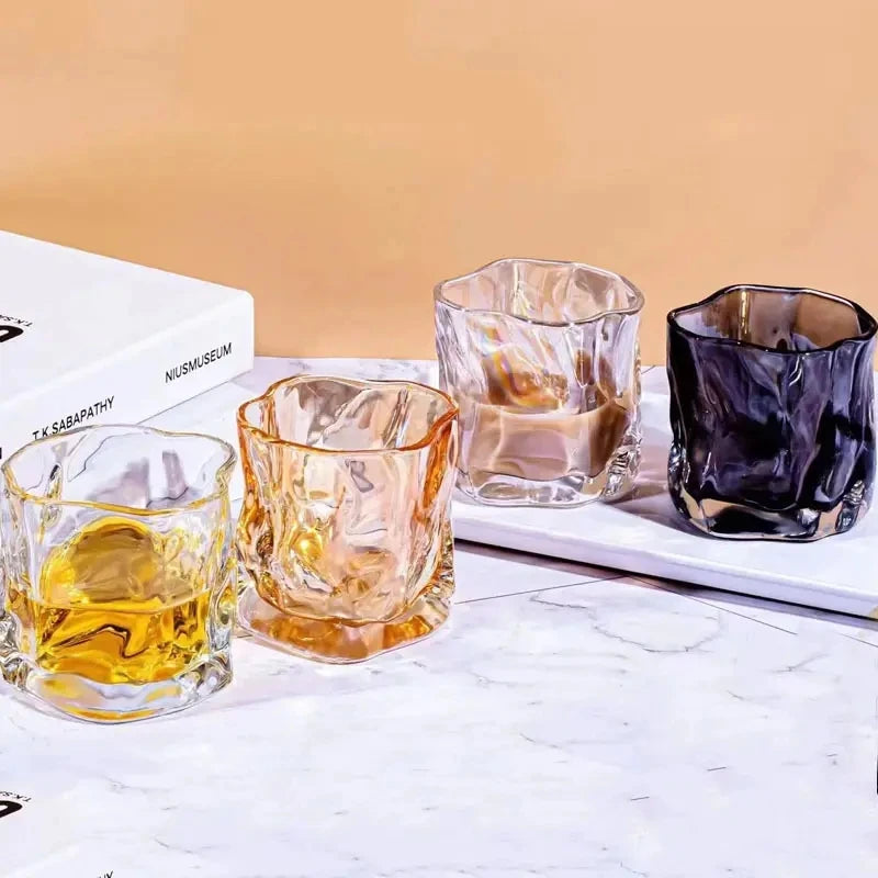 Luxuriöses Handgefertigtes Whiskyglas Set - Gedrehte Gläser für Whisky und Cocktails, 200ml, 4 Stück 1