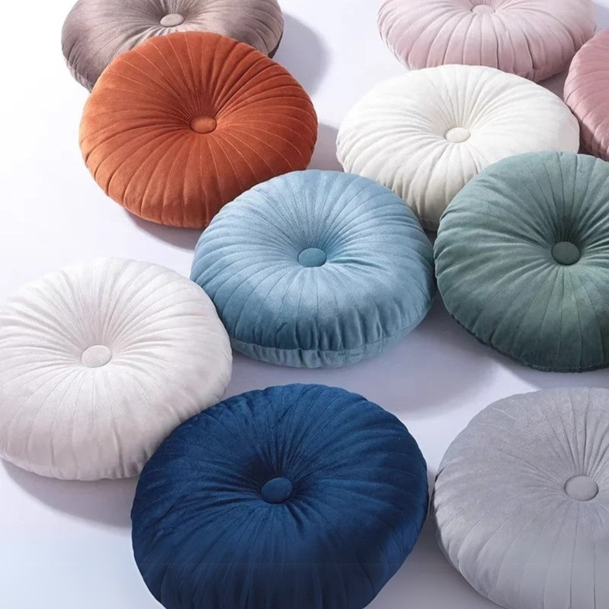 Luxuriöses Rundes Samtkissen - Elegantes Plüschkissen für stilvolle Wohnräume