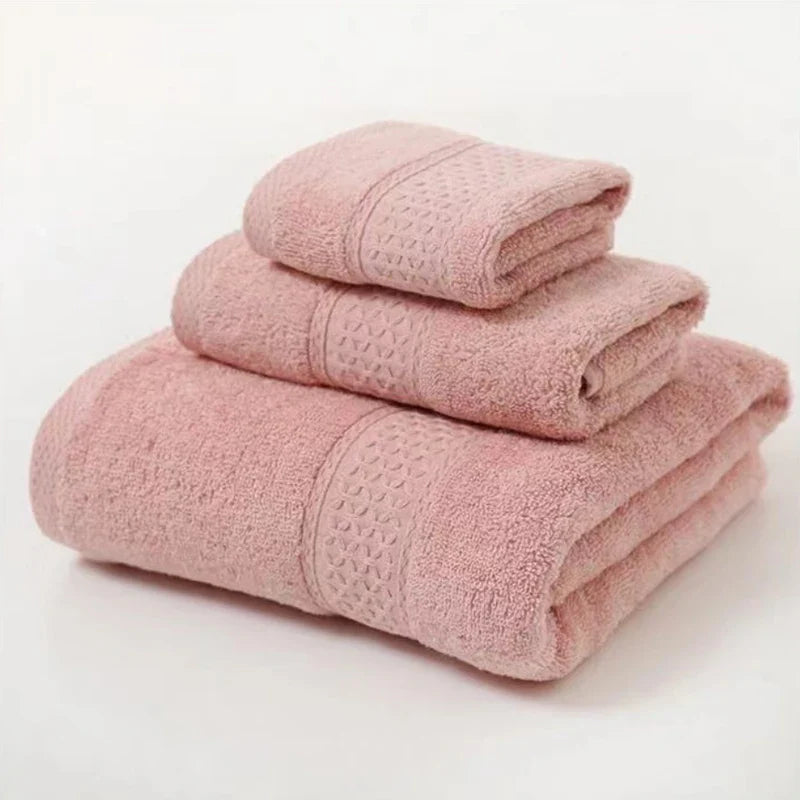 Minimalist 3-Piece Handtuchset - Ultraweiche Bio-Baumwolle in Elegantem Design 5